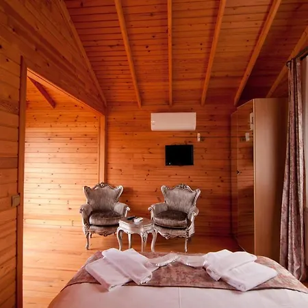 Gizemli Nehir Hotel