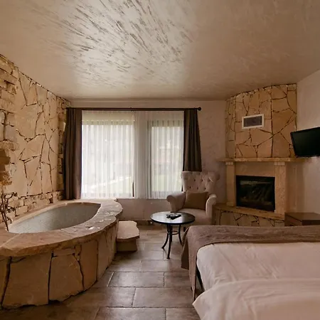 Gizemli Nehir Hotel *